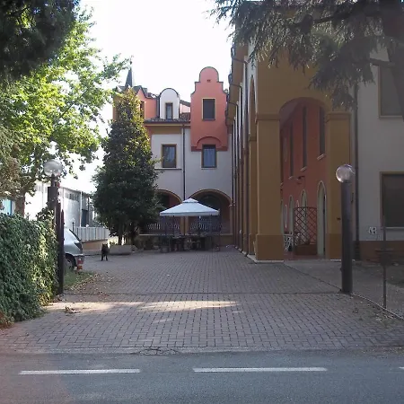 Locanda I Portici Hotel 3*